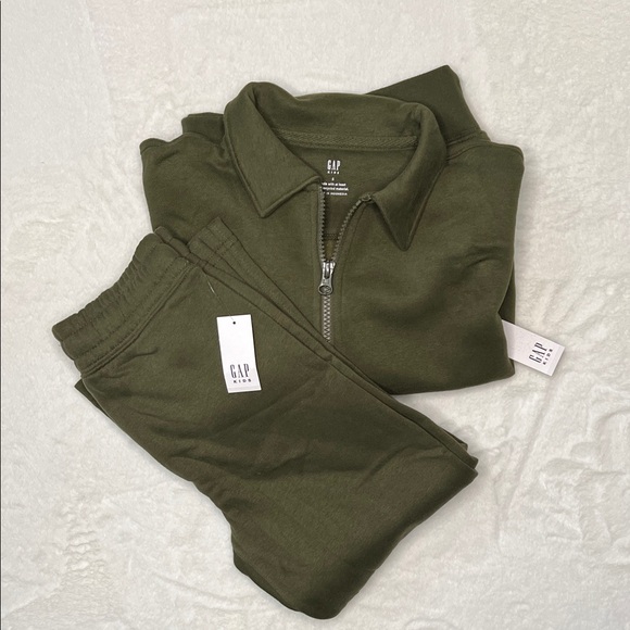 GAP Other - GAP Kids Vintage Soft Quarter Zip Pullover Sweatsuit NEW Size Small 6-7